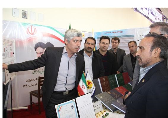 بازدیداستاندار سمنان ازطرح های پژوهشی شرکت برق منطقه ای سمنان بازدیداستاندار سمنان ازطرح های پژوهشی شرکت برق منطقه ای سمنان