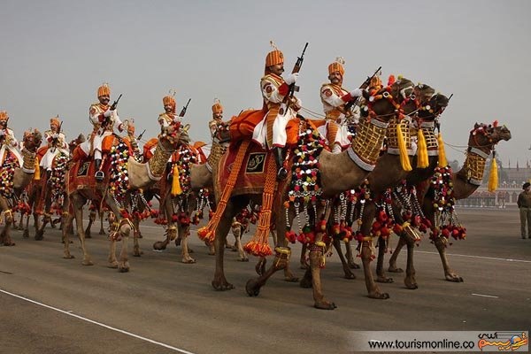 رژه رسمی با شتر در هندوستان