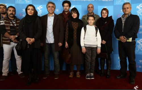 عوامل فیلم «ناهید» روی فرش قرمز