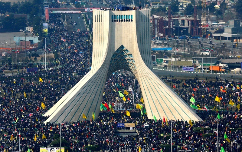 مسئولان نظام در راهپیمایی 22 بهمن/پای ارزش های انقلاب ایستاده ایم