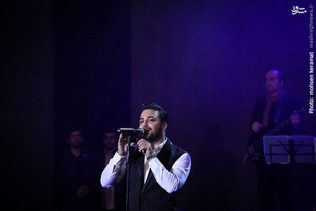 کنسرت بابک جهانبخش در برج میلاد