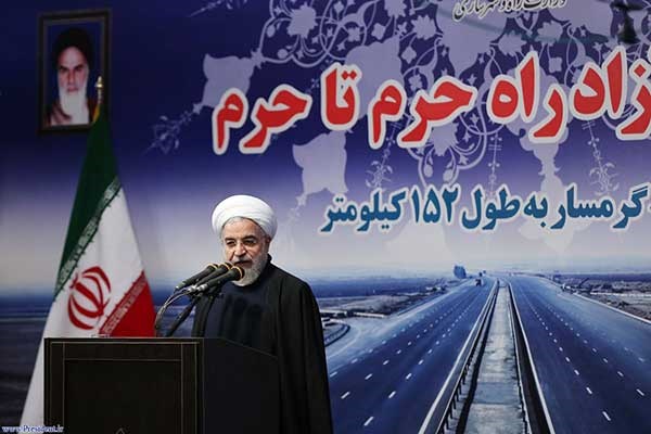 روحانی: به دنبال توسعه جامع و همه جانبه هستیم/ بخش خصوصی باید در همه عرصه‌ها ورود پیدا کند