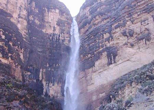 بزرگترین آبشار فصلی خاورمیانه کجاست؟