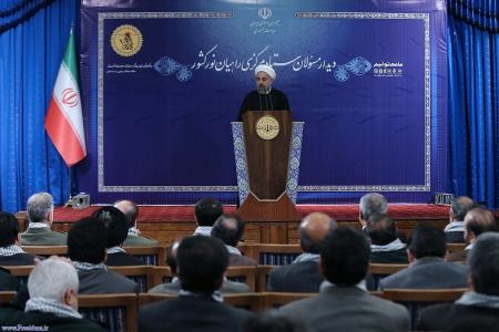 روحانی: راهیان نور تعلق به هیچ حزب و جناحی ندارد/ کتاب دفاع مقدس باید برای نسل‌های نو گشوده بماند