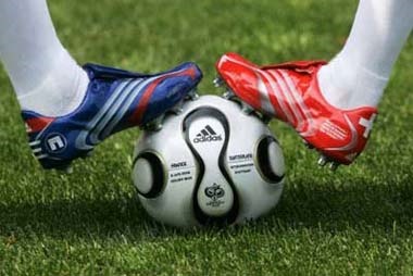 روز نحس استقلال و پرسپولیس/ سرخابی‌ها در این روز هرکدام ۴ گل خوردند