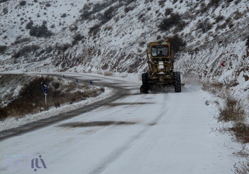 زمستان به آذربایجان شرقی بازگشت/ بارش برف در مرند!