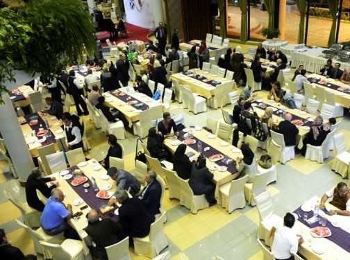 چهره‌های سینمایی در یک ضیافت شام / از مسعود کیمیایی و امکانیان تا نیکی کریمی و کتایون ریاحی