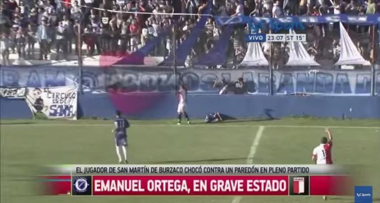 مرگ فوتبالیست آرژانتینی بر اثر برخورد به دیواره سیمانی کنار زمین 