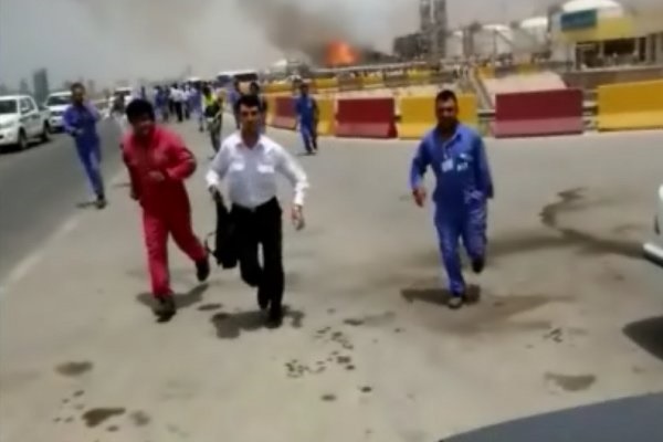 تصاویری از آتش‌سوزی در پتروشیمی پارس