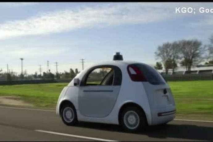 تصاویری از خودروی جدید و حبابی شکل بدون راننده گوگل