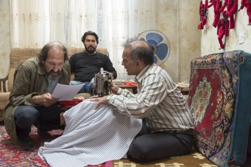 تصاویر حامد بهداد در نقش خواننده‌ای به نام بلبل