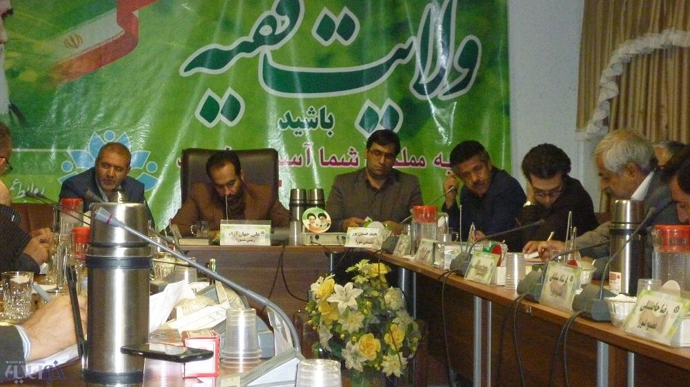 سرانه فضای سبز خرم‌آباد ۲ برابر می‌شود / ارائه گزارش کار شهردار به شورای شهر 