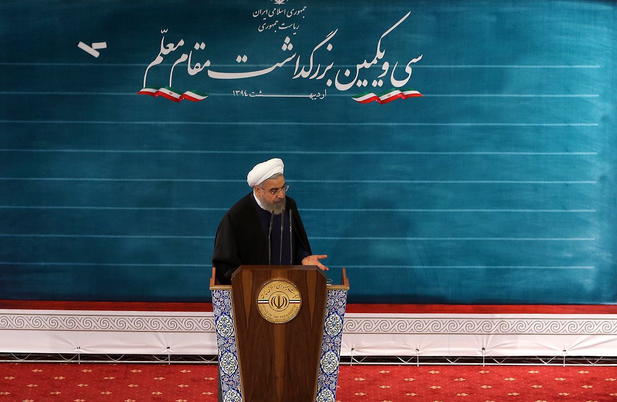 روحانی: هر کس کار خودش را انجام بدهد / نمی شود به قوه قهریه نظام بگوییم اجتهاد کن