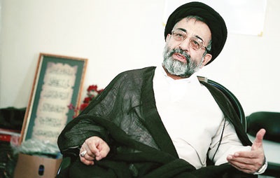  موسوی لاری:احمدی‌نژاد چه گلی به سر ملت زده که به مجلس برود؟/ جدایی رحیمی از احمدی نژاد شوخی است