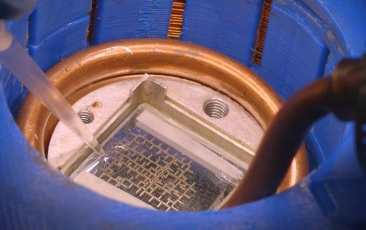ساخت یک کامپیوتر جدید برپایه فیزیک منحصربه‌فرد قطرات آب