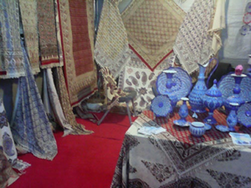 فروش هنرمندان البرزی در نمایشگاه بین المللی صنایع دستی خوب بود فروش هنرمندان البرزی در نمایشگاه بین المللی صنایع دستی خوب بود