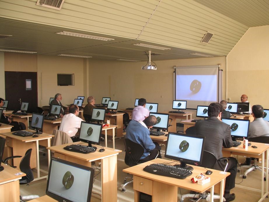 صندلی های خالی فرصتی برای دانشجویان خارجی/ کیفیت دانشگاه ها جوابگوی دانشجویان خارجی هست؟