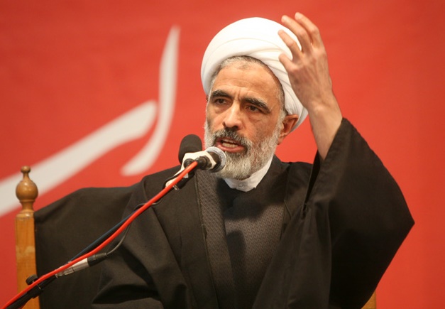 لغو سخنرانی مجید انصاری در مازندران/برگزاری همایش «اجازه نمی دهیم» در این استان
