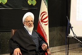 امام جمعه یزد: تبلیغ در خارج را بلد نیستیم / عربستان با دلارهای نفتی اقدامات خود را درست نشان می دهد