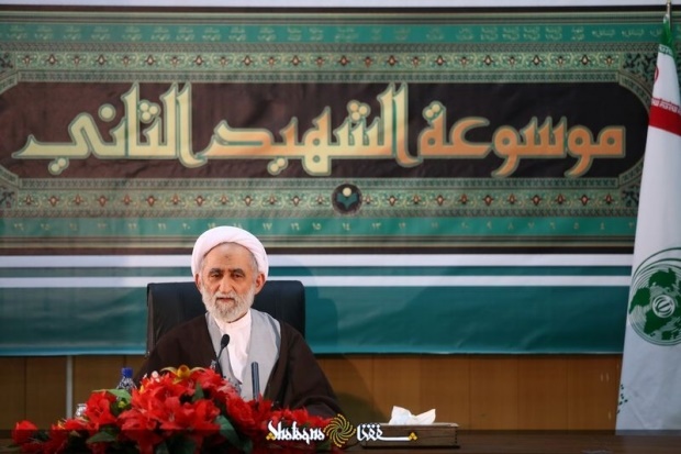 آیت الله استادی: مشی برخی ائمه جماعات سبب دوری مردم از مسجد شده است