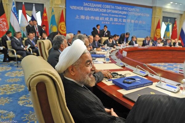 آیا روحانی باید در اجلاس آتی سازمان همکاری شانگهای شرکت کند؟