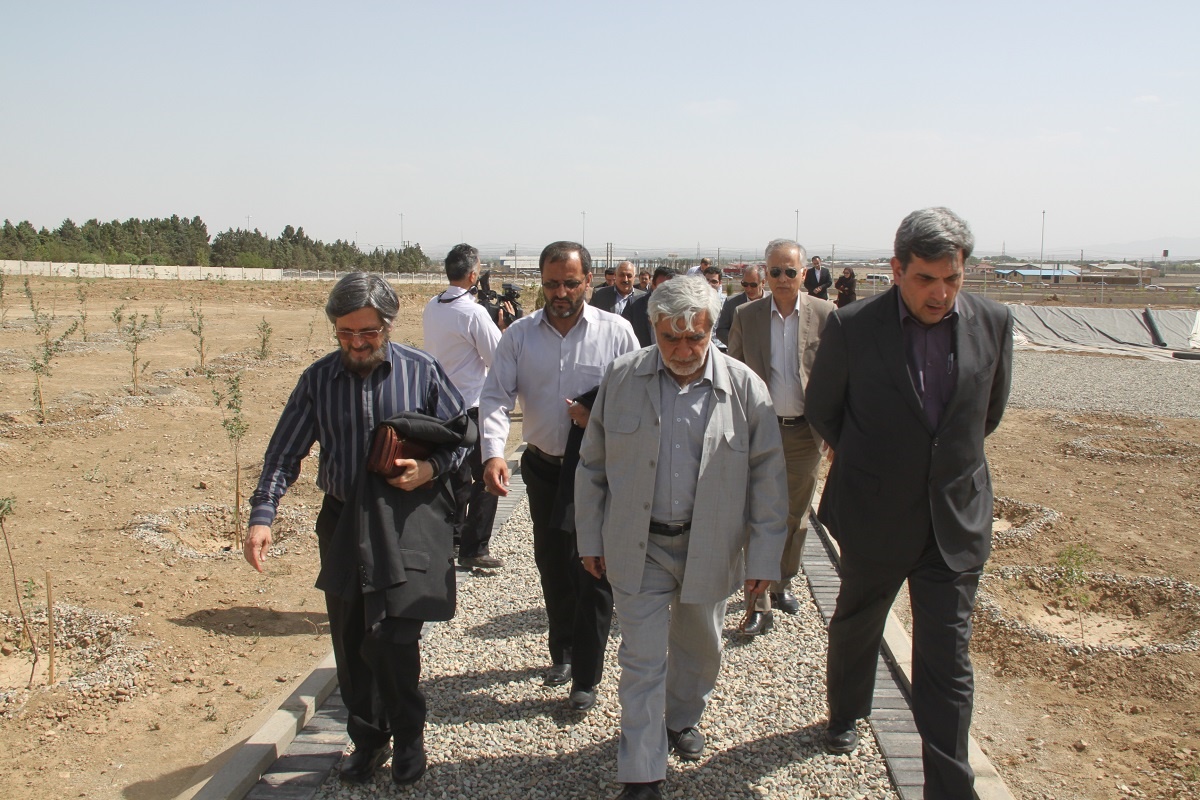 بازدید معاونت معماری و شهرسازی وزارت راه و شهرسازی از شهرک دارویی برکت استان البرز