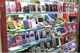 جدیدترین قیمت گوشی‌های موبایل در بازار ایران/یکشنبه 17 خرداد 1394 