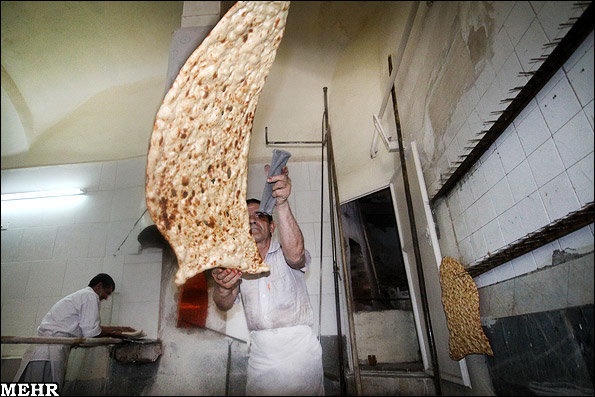 نان به نرخ آزاد به دستور دولت نان به نرخ آزاد به دستور دولت