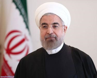 پیام روحانی به مناسبت عید فطر به ملت: سانتریفیوژها می‌چرخند و چرخ اقتصاد ایران هم در آستانه تحول است
