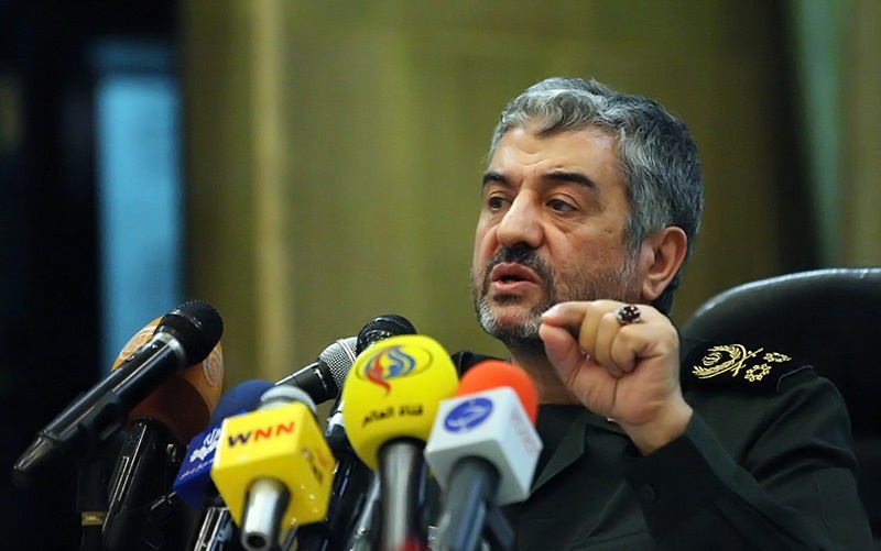فرمانده کل سپاه:حتی یک مقام مسئول وجود ندارد که با مذاکره و "توافق خوب"  مخالفتی داشته باشد