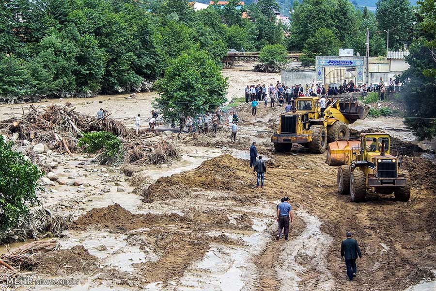 اختصاص اعتبارات ویژه برای سیل‌زدگان مازندران/ رئیس ستاد مدیریت بحران: جست وجوی مفقودین هنوز هم ادامه دارد