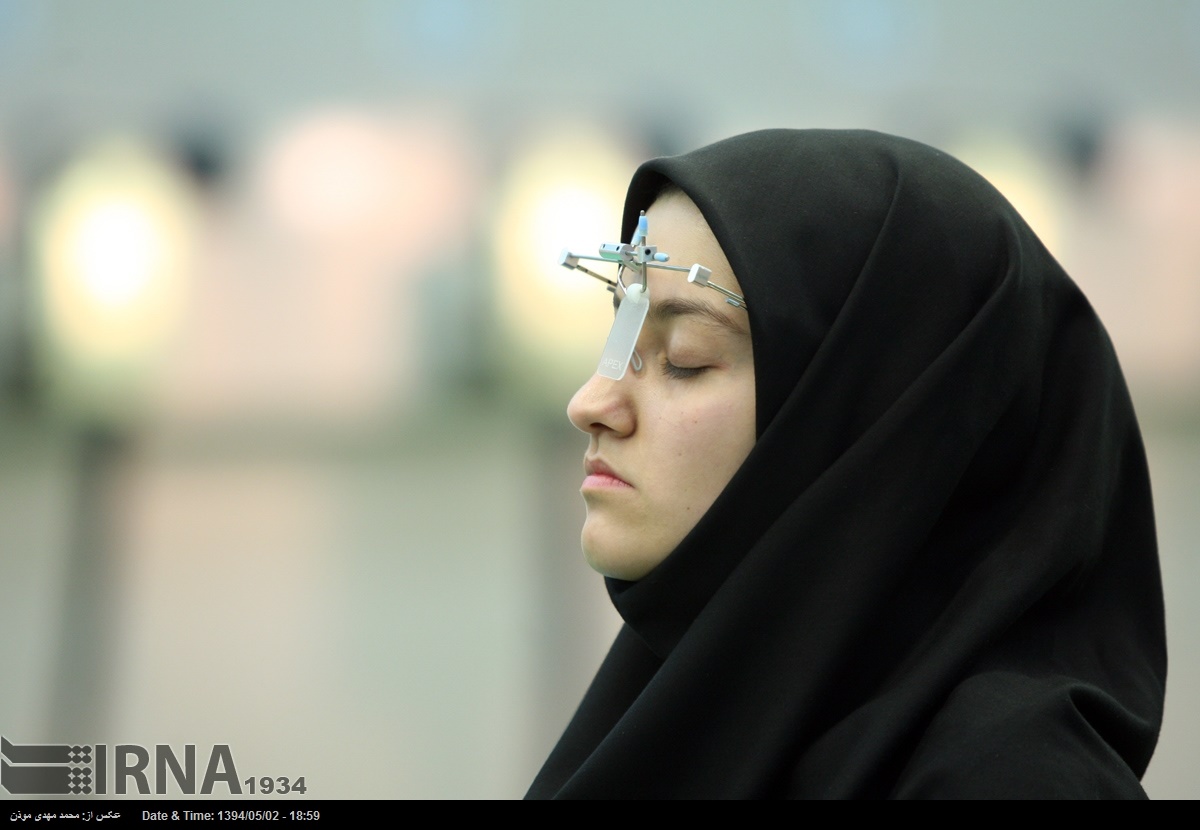 تصاویری از زنانی که با سلاح بادی مسابقه دادند 