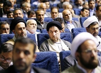 خیز یاران مصباح و احمدی‌نژاد برای مجلس/ "یکتا" صورت جدیدی از "پایداری"