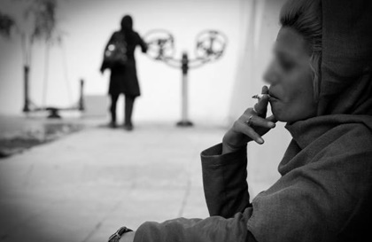 یک مسوول بهزیستی: اجتماعی شدن زنان، عامل افزایش اعتیاد آنهاست/ زنان، هدف جنگ نرم