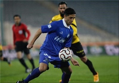 مهاجمی که قرار بود پدیده تیم قلعه نویی شود به پیکان رفت مهاجمی که قرار بود پدیده تیم قلعه نویی شود به پیکان رفت