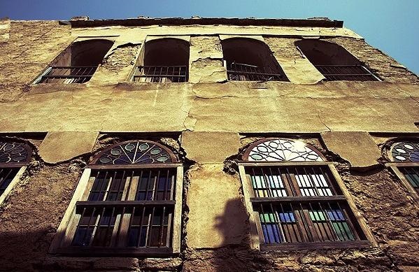 ستاد بازآفرینی، شهرها را از حصار سکونتگاه های غیررسمی نجات می دهد ستاد بازآفرینی، شهرها را از حصار سکونتگاه های غیررسمی نجات می دهد