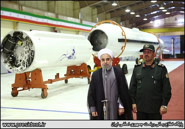 روحانی در مراسم رونمایی از موشک سپاه