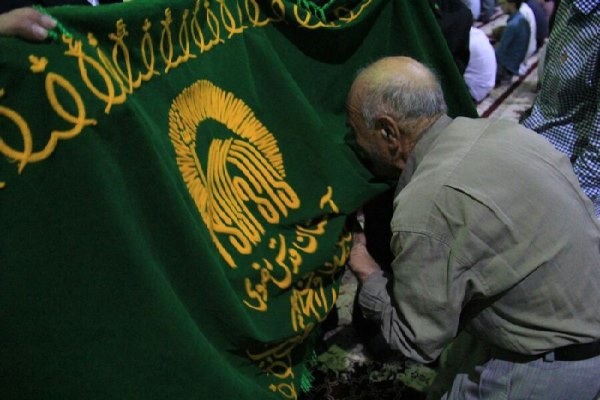 جشن بزرگ دهه کرامت در مصلای میاندوآب با حضور خادمان رضوی