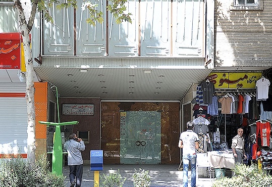 بازسازی سینما فلسطین اصفهان آغاز شد