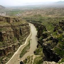 رودخانه سیمره، هلولکی(گهواره) تاریخ... رودخانه سیمره، هلولکی(گهواره) تاریخ...