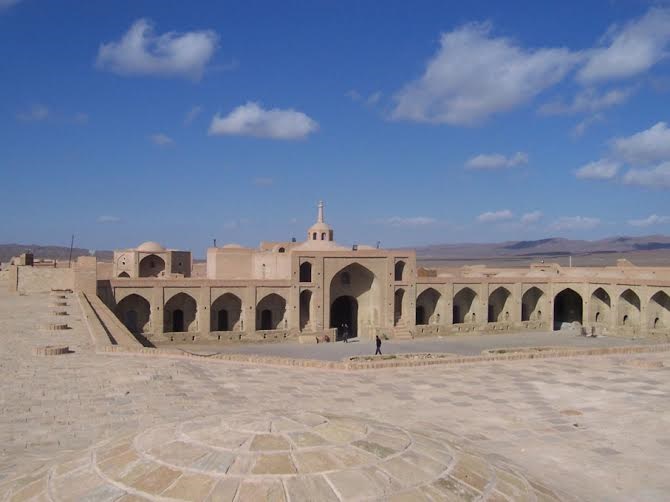 واگذاری دو بنای تاریخی استان سمنان به سرمایه گذار بخش خصوصی واگذاری دو بنای تاریخی استان سمنان به سرمایه گذار بخش خصوصی