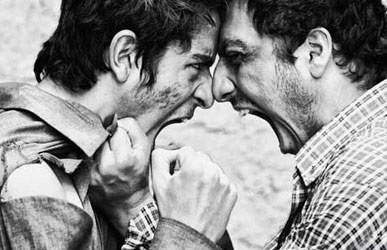 مردم چقدر یقه همدیگر را می‌گیرند؟/ نگاهی به آمار نزاع در ایران در سه سال گذشته