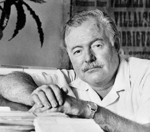 نمایشگاه عکس‌ها و وسایل شخصی ارنست همینگوی در نیویورک