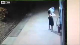 وقتی سارق می خواهد دستگاه خودپرداز را منفجر کند