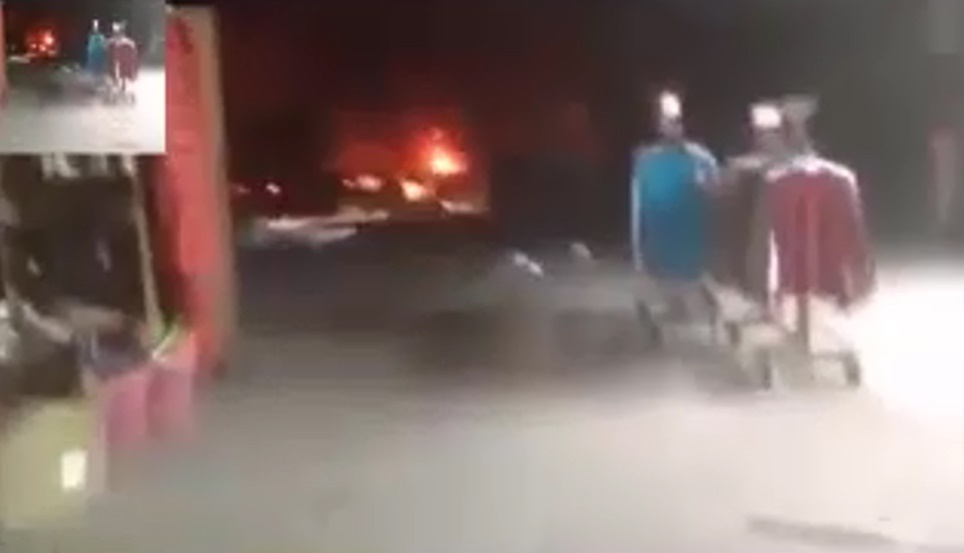 لحظه انفجار خودروی انتحاری در بغداد