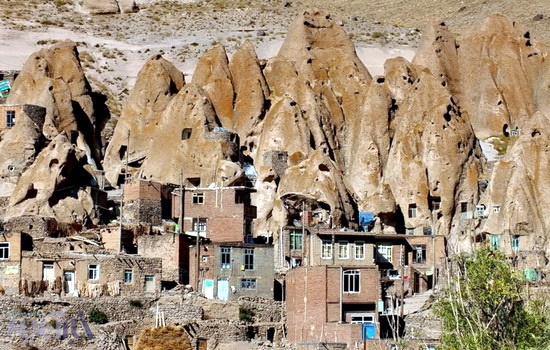 بناهای غیرمجاز روستای تاریخی کندوان تخریب می شوند/ تلاش برای ثبت جهانی