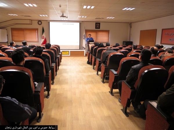 دومین دوره مناسب‌سازی فضاهای شهری برای معلولان در زنجان برگزار شد