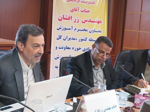 معاون وزارت آموزش و پرورش: 8000 مدرسه سراسر کشور تحت پوشش طرح تعالی مدیریت قرار دارند