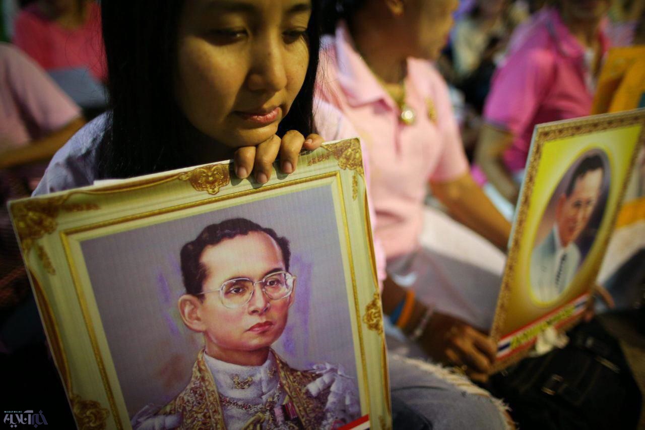فیلم | واکنش مردم تایلند به خبر درگذشت پادشاه این کشور