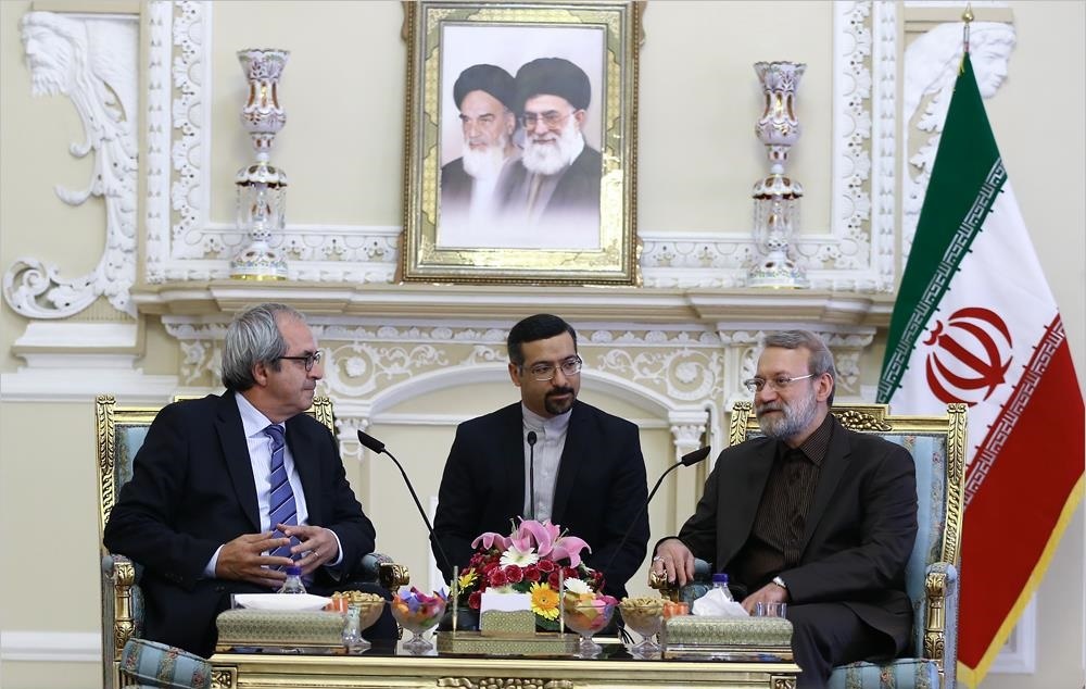 لاریجانی:آمریکا عزم جدی برای مبارزه با تروریسم ندارد/غرب جنایات ۷۰ساله رژیم صهیونیستی را نمی‌بیند